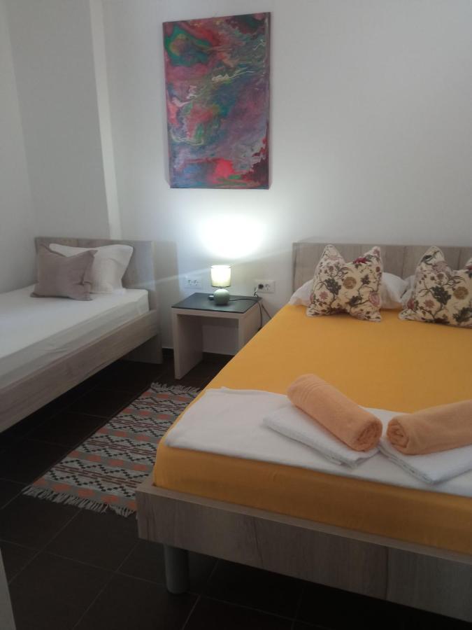 Guest House Inara Неум Екстериор снимка
