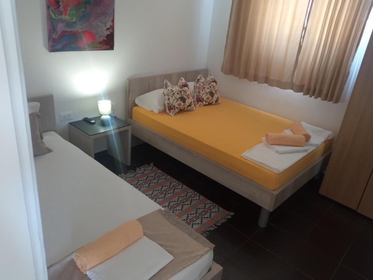 Guest House Inara Неум Екстериор снимка