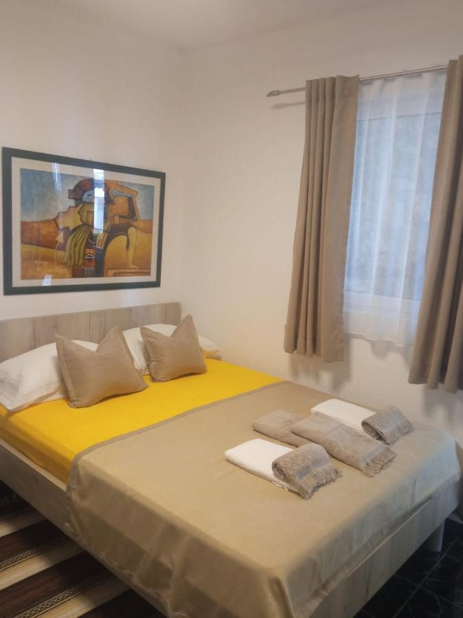Guest House Inara Неум Екстериор снимка