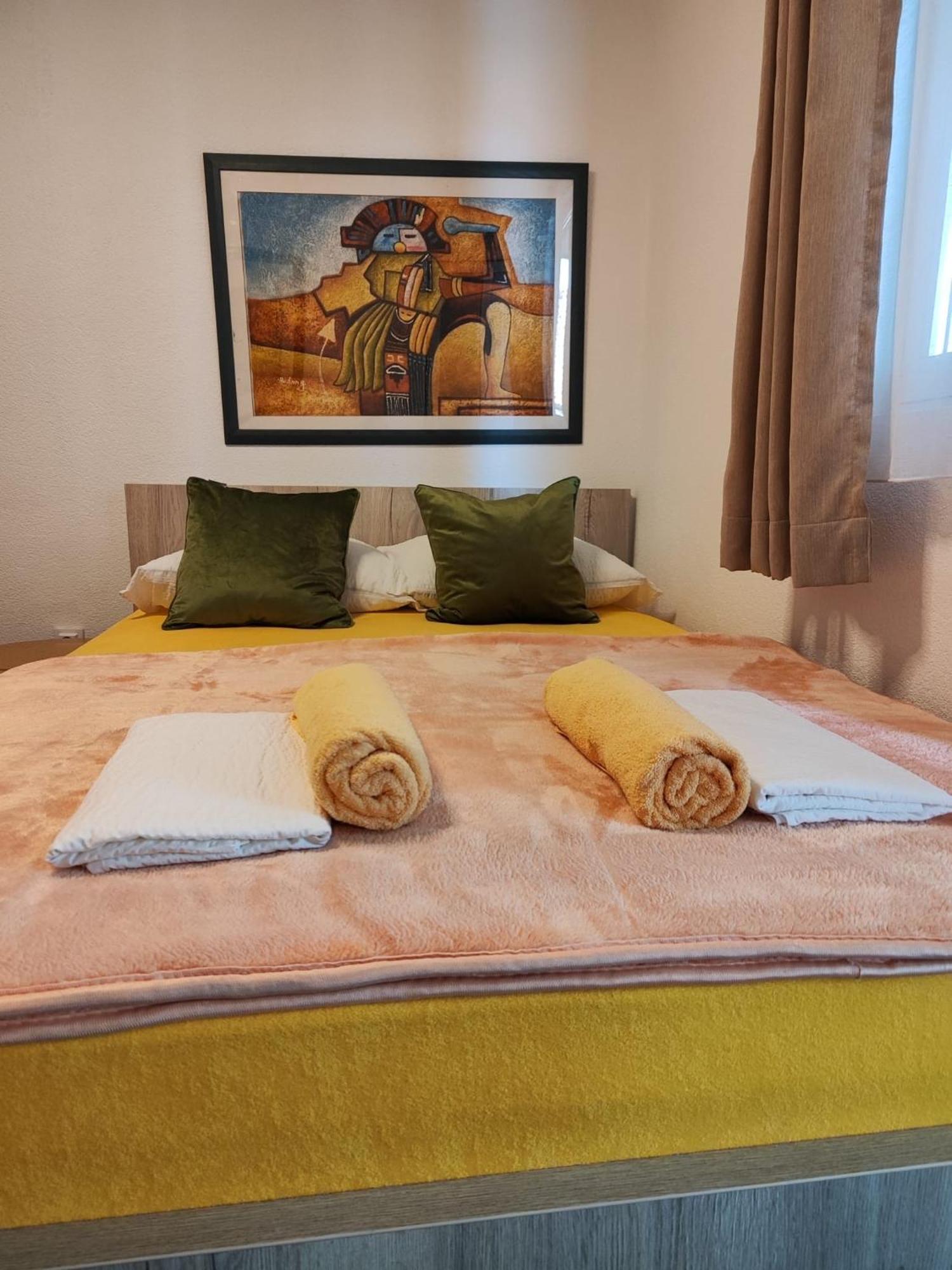 Guest House Inara Неум Екстериор снимка